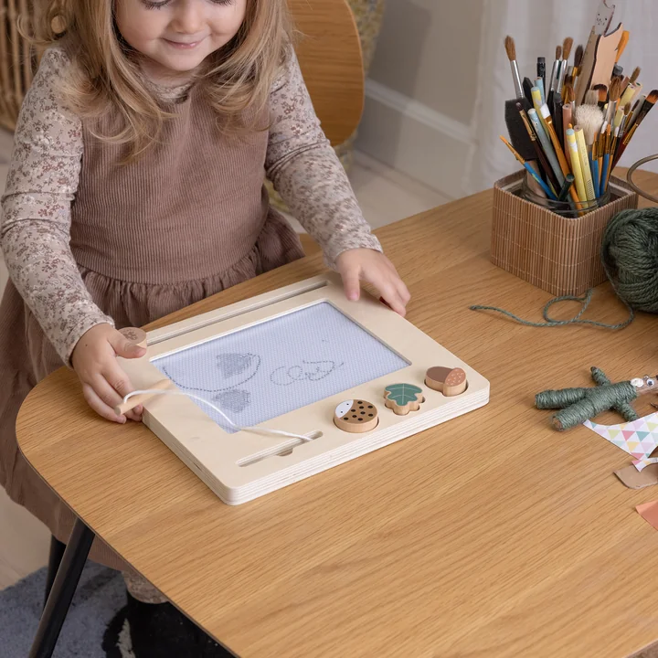 Magnetic wooden drawing board from Sebra