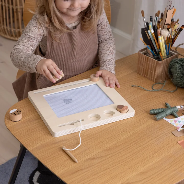 Magnetic wooden drawing board from Sebra