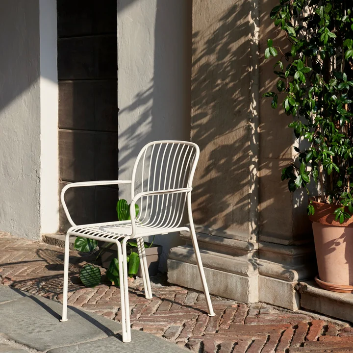 Thorvald SC95 Outdoor Armchair from & Tradition