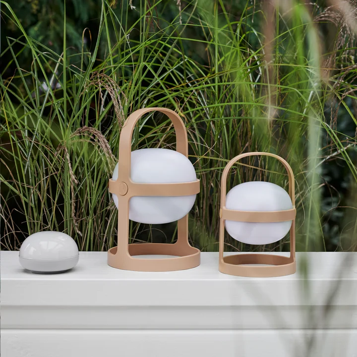 Soft Spot Solar Luminaire from Rosendahl