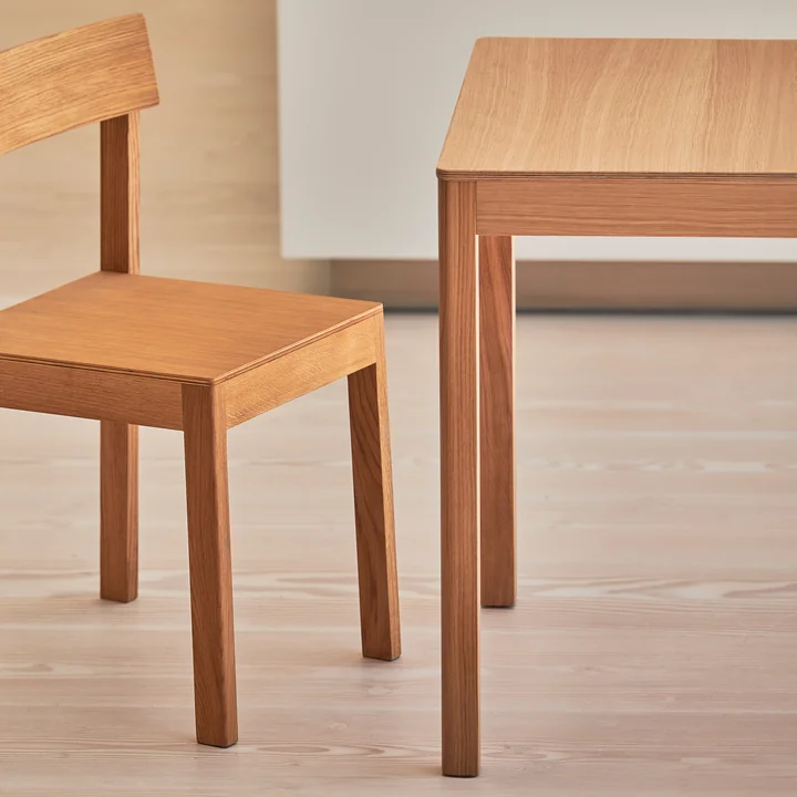 Schäl Table from Jan Kurtz