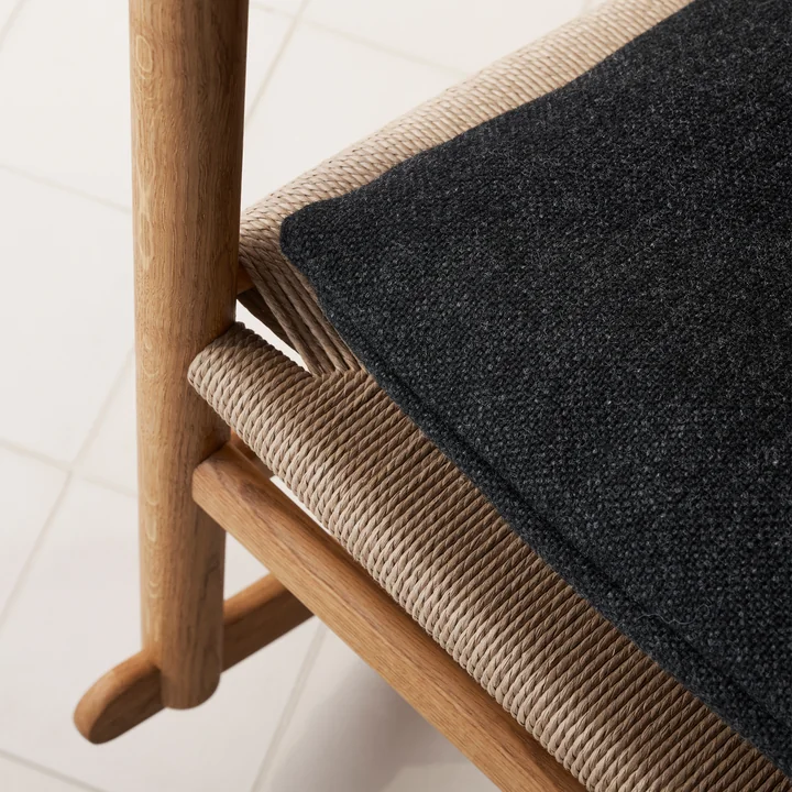 CH45 Rocking chair, oak from Carl Hansen