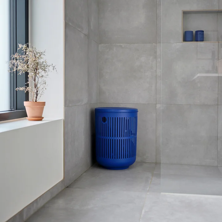 Ume Laundry basket with lid from Zone Denmark