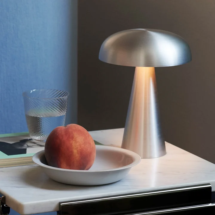 Como SC53 Battery-powered light, aluminum from & Tradition