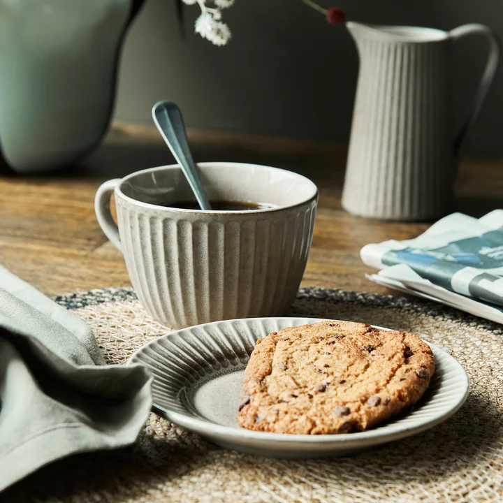 House Doctor - Pleat Cake plate
