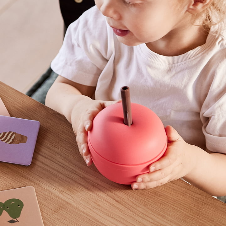 Apple cup with straw from OYOY Mini