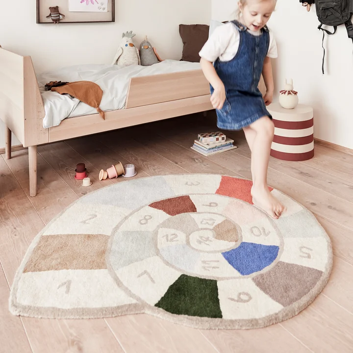 Nautilus Rug, beige / white from OYOY Mini