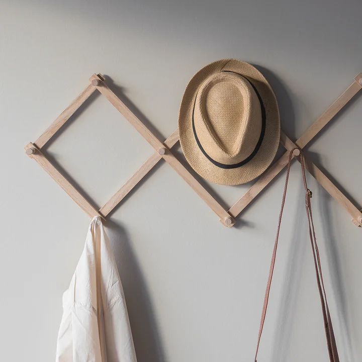 Flex hook rail from Mette Ditmer