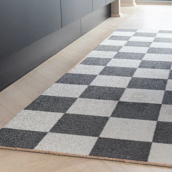 Square runners from Mette Ditmer