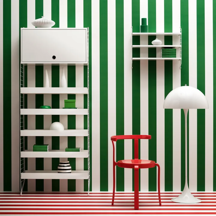 String - Cupboard unit with hinged door