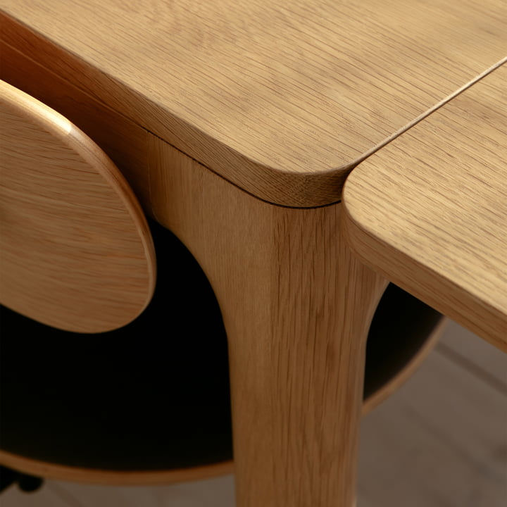 Umage - Heart n Soul dining table, 90 x 120 cm, oak