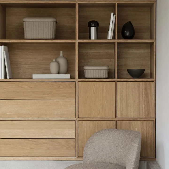 Iris LED table lamp with rechargeable battery from Blomus