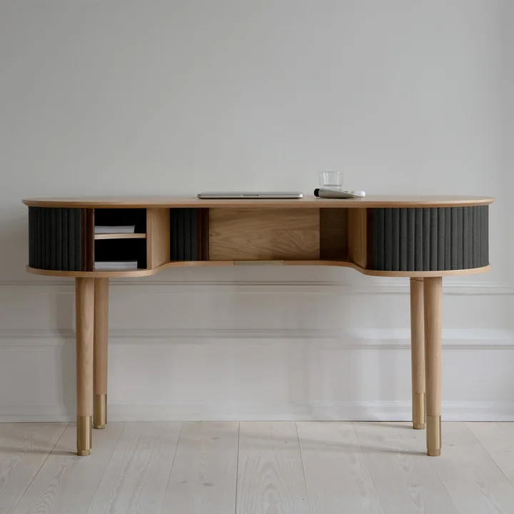 Umage - Audacious Desk