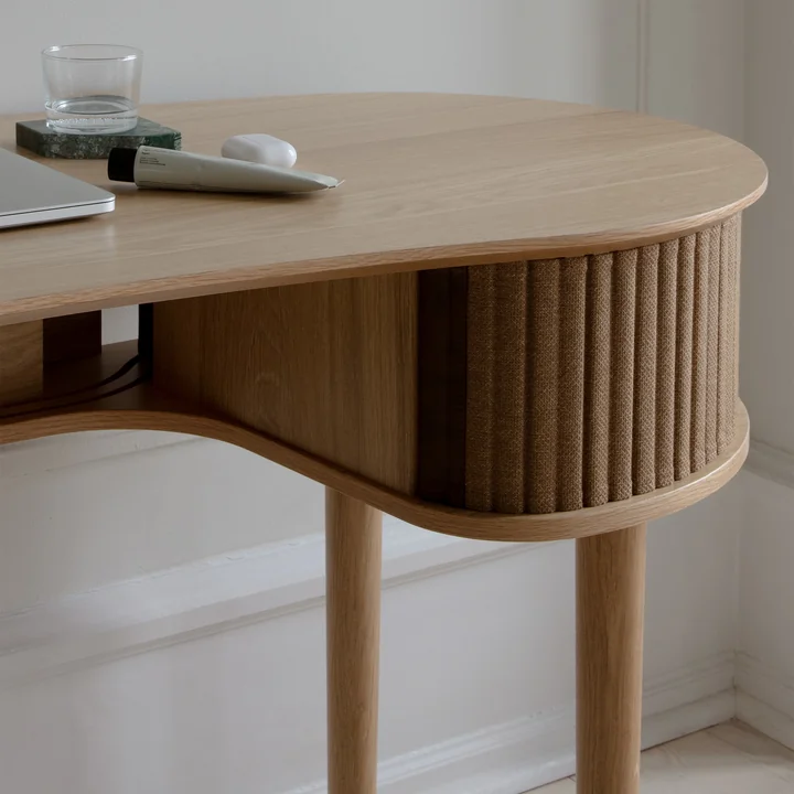 Umage - Audacious Desk