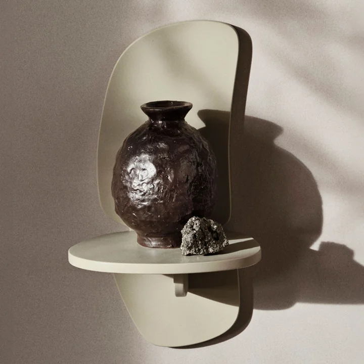 Doro vase and Pilu wall shelf, H40, cashmere by Ferm Living
