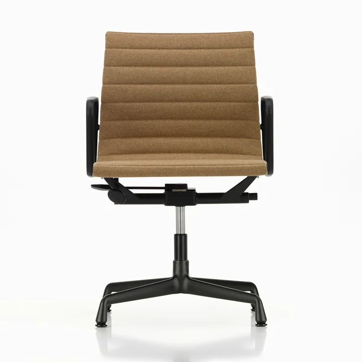 EA 132 Office chair with armrests deep black, swivel, Cosy 2, papyrus from Vitra