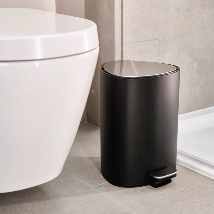 EasyStore Waste garbage can from Joseph Joseph