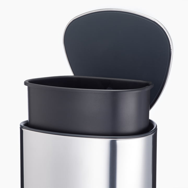 EasyStore Luxe Waste garbage can from Joseph Joseph