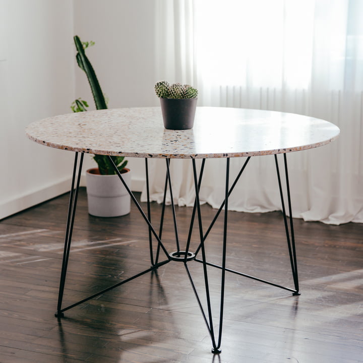 Acapulco Design - The Ring Table, H 74 x Ø 120 cm, terrazzo stone