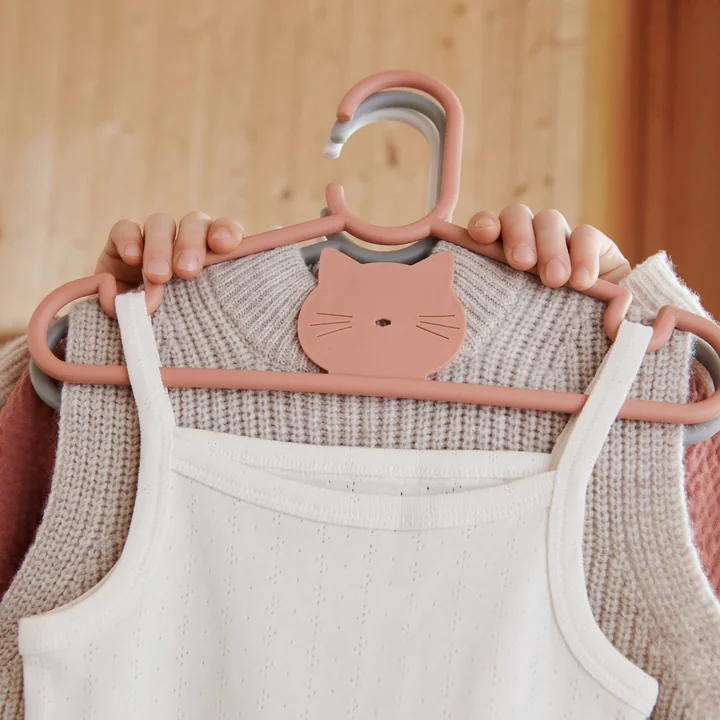 Falton Children's hangers from LIEWOOD