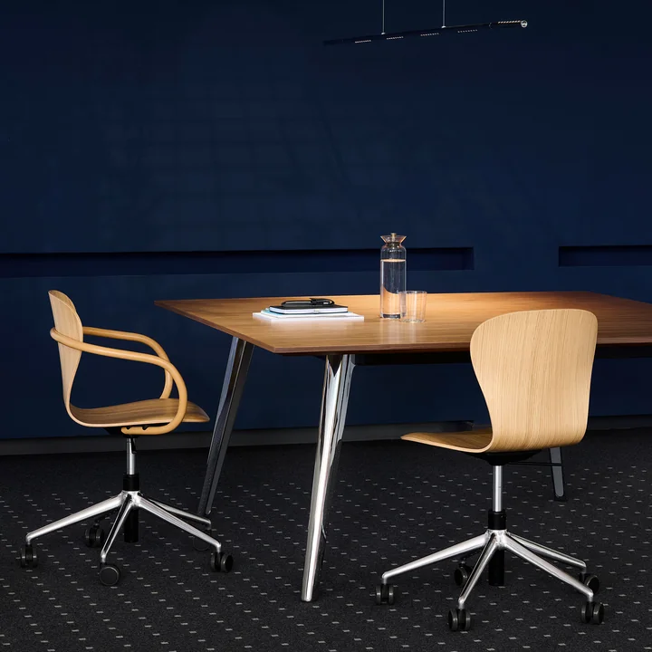 Thonet - S 220 DRW Swivel chair with castors