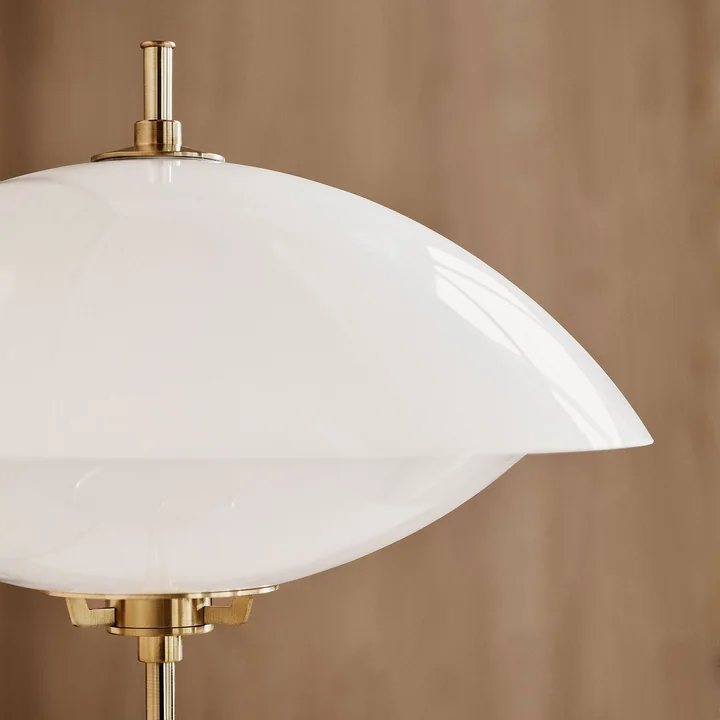 Clam Table lamp from Fritz Hansen