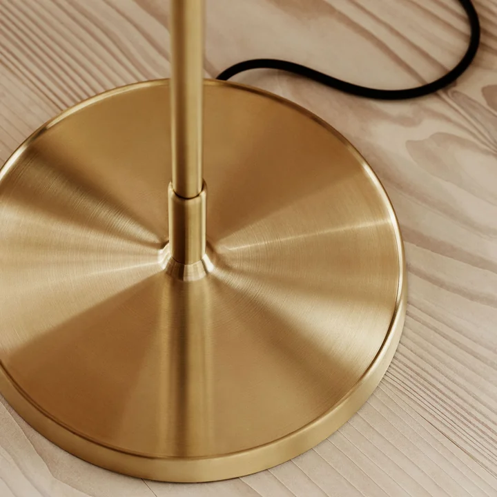 Clam Floor lamp from Fritz Hansen