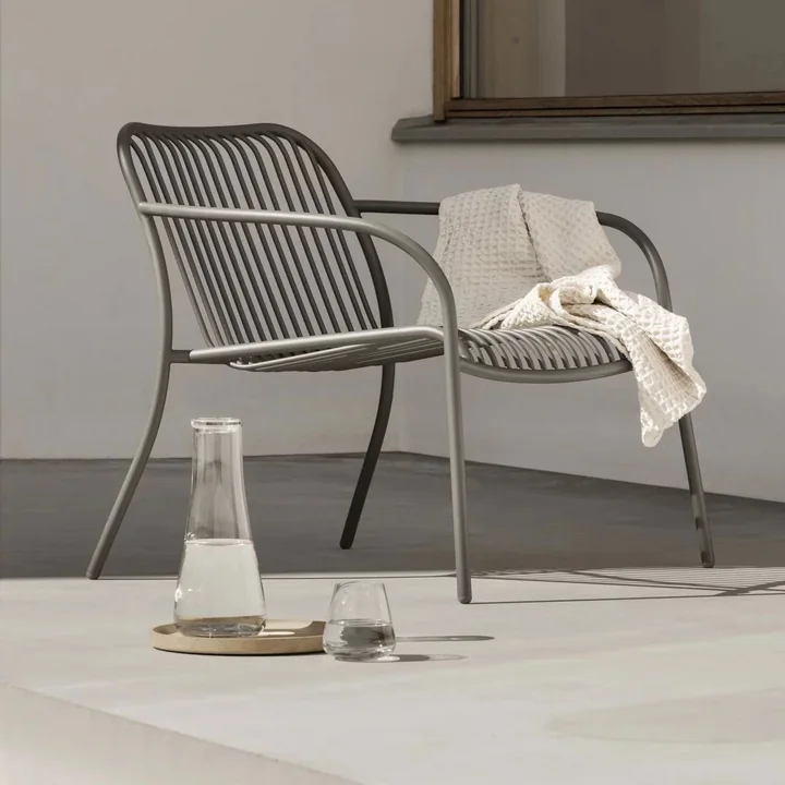 Oku Serving tray from Blomus