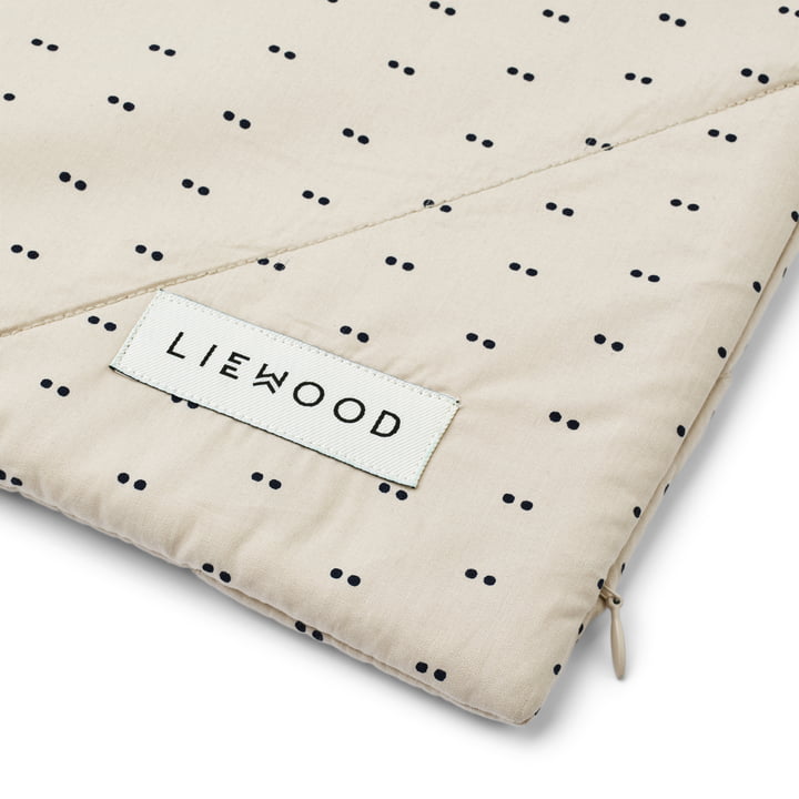 Benedicte bed surround from LIEWOOD