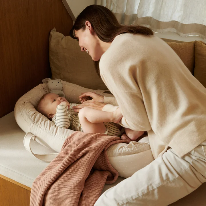 Gro portable baby nest from LIEWOOD