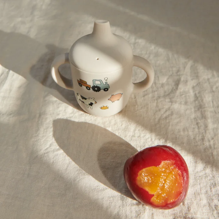 Neil Silicone sippy cup from LIEWOOD