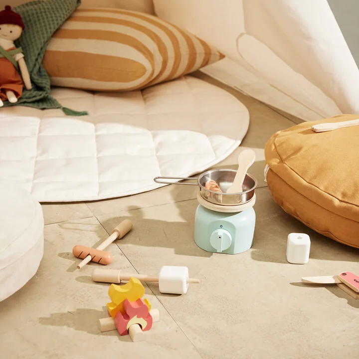 Kid's Hub Camping stove from Kids Concept