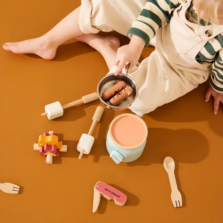 Kid's Hub Camping stove from Kids Concept