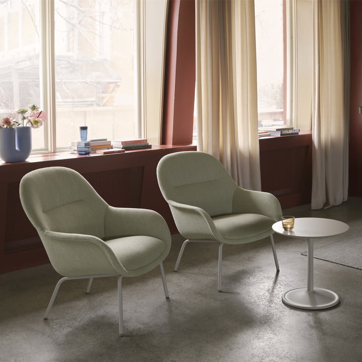 Muuto - Fiber Lounge Armchair Tube Base (upholstered)