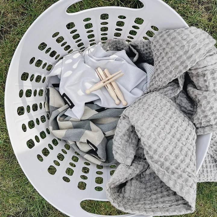 Tea towel made from GRS recycled cotton from Humdakin