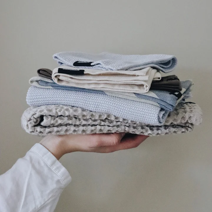 Tea towel made from GRS recycled cotton from Humdakin