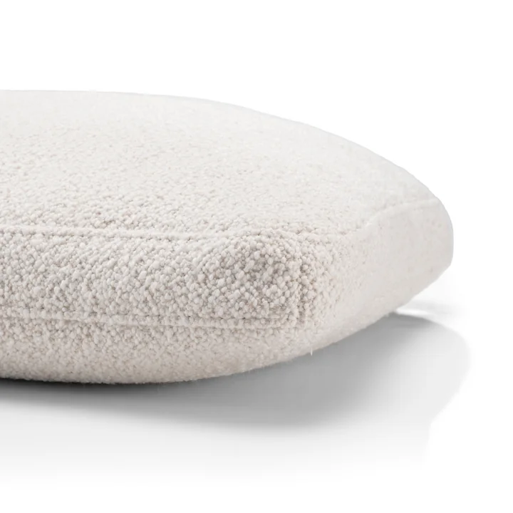 The Lunam cushion from Kartell