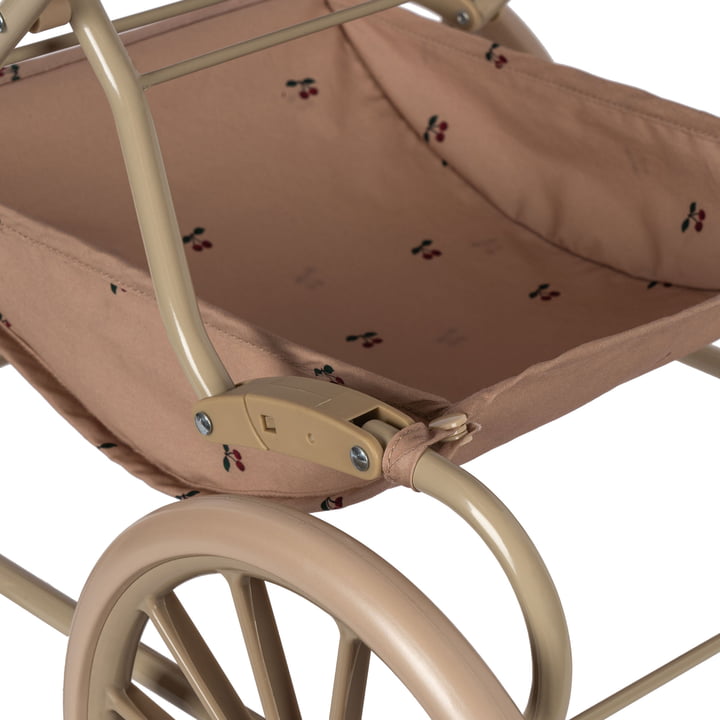 Doll's pram from Konges Sløjd