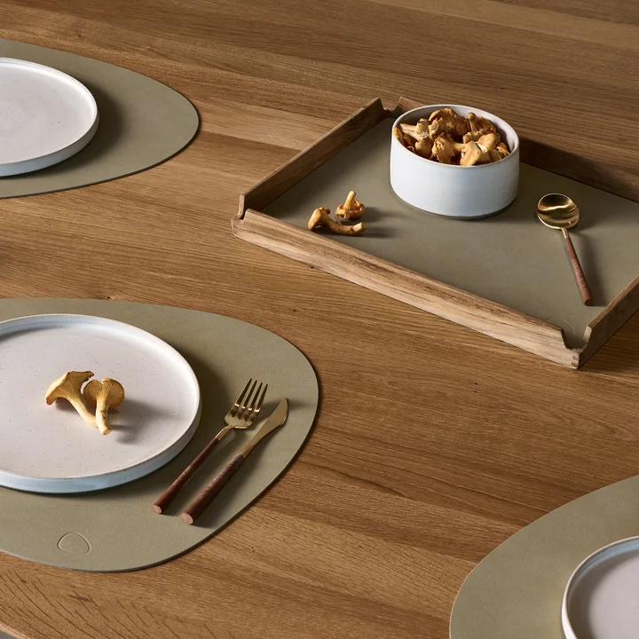 Lind DNA - Airy Teak Tray Square