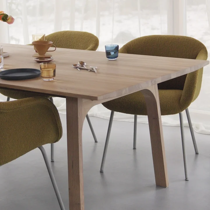 Muuto - Earnest Wood Dining table