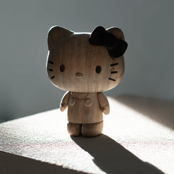 HELLO KITTY wooden figure, natural oak from boyhood