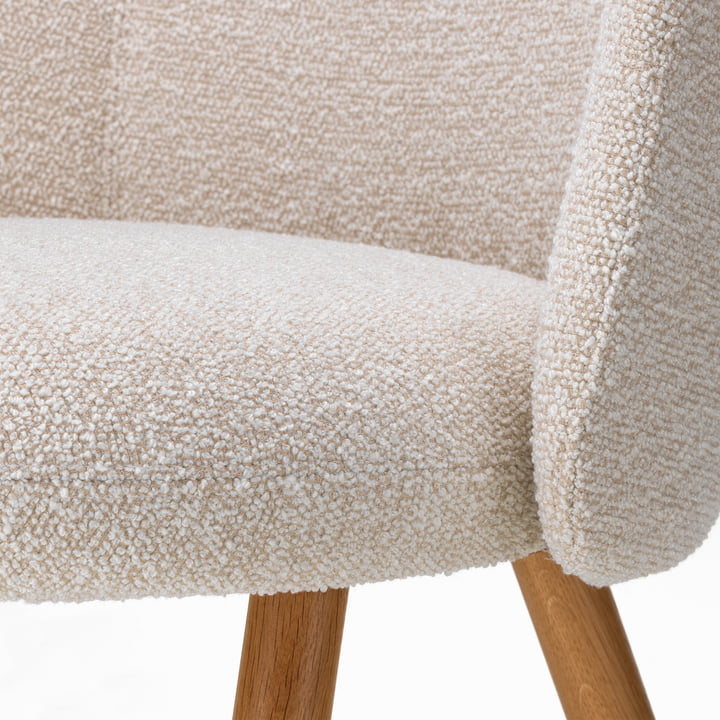 Mikado chair, ivory/pearl (Nubia 01) / natural oak by Vitra