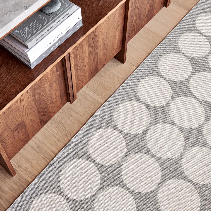 Hugo Rug, linen / vanilla from Pappelina