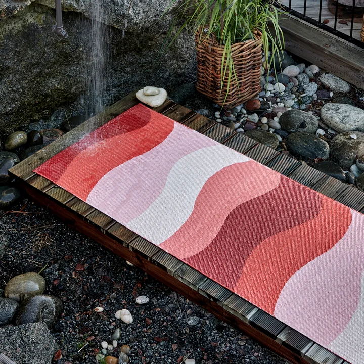 Urvi Carpet, fire from Pappelina