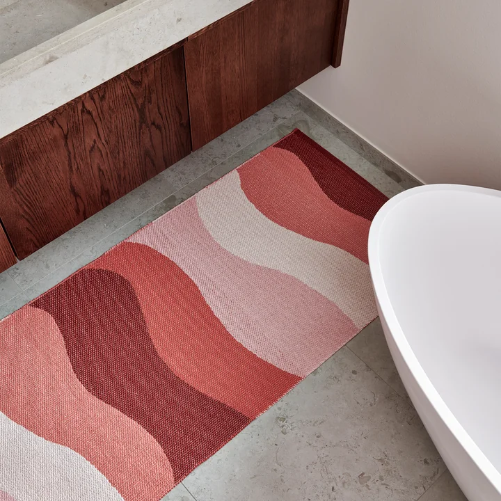 Urvi Carpet, fire from Pappelina