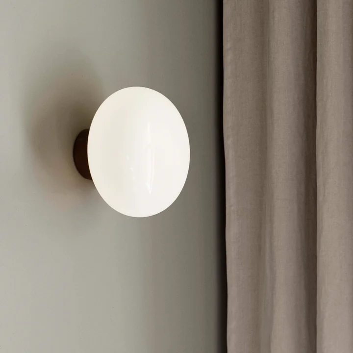 Karl-Johan wall lamp from New Works