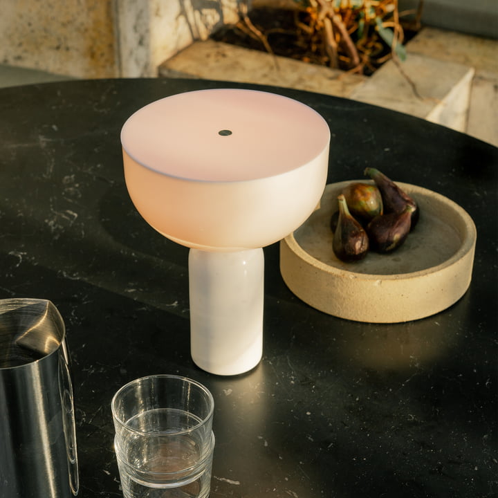 Kizu Portable LED table lamp with rechargeable battery from New Works