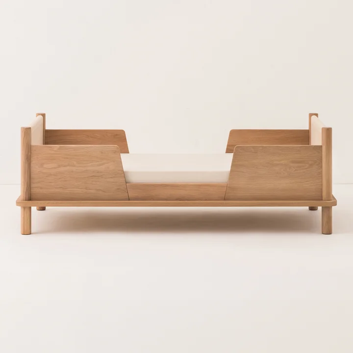 Nobodinoz - Latitude Evolutive Junior bed with fall-out protection, 70 x 140 cm, natural oak