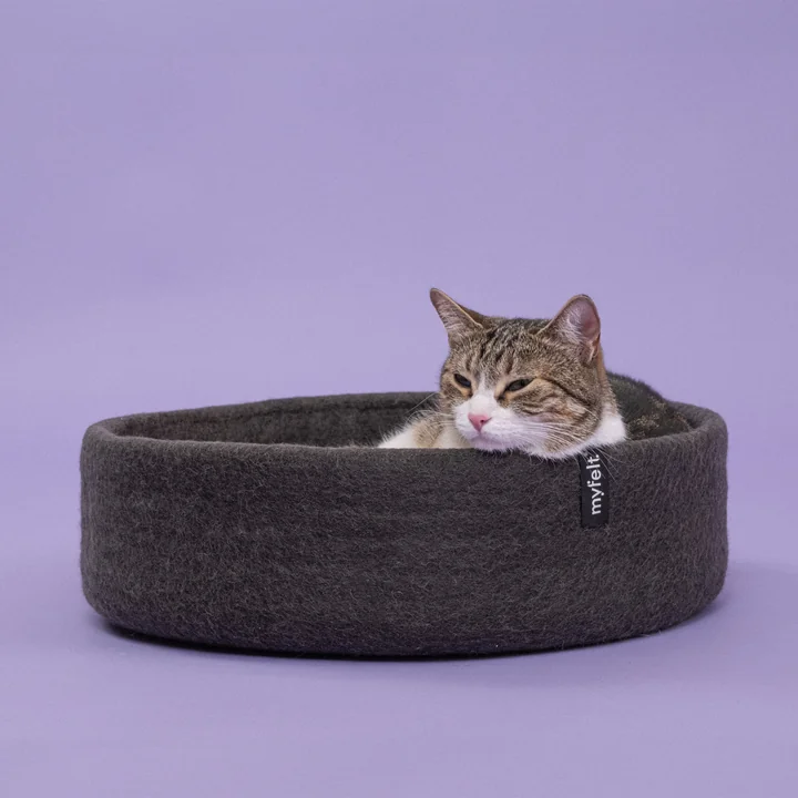 Kuno Cat basket from myfelt