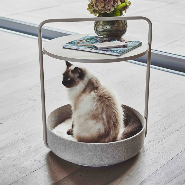 Tavolino Side table with cat basket from MiaCara